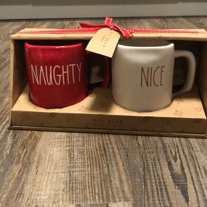 Rae Dunn Christmas mugs